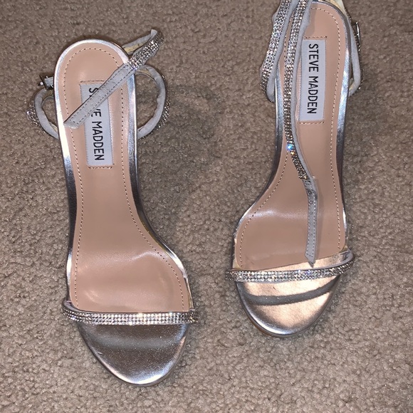 • Crystal ankle strap Steve Madden heels • - Picture 1 of 6